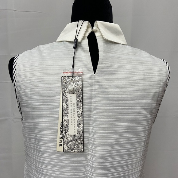 MISHOW Swan Sleeveless Dress - Picture 5 of 9